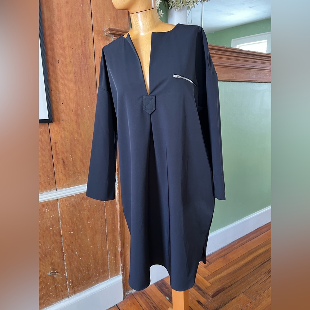Nomia black low V-neck 3/4-sleeve short dress L